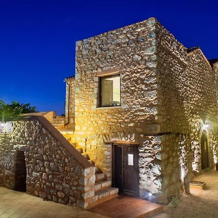 Toxotis Pírgos Dhiroú