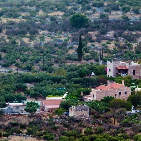 Aparthotel Toxotis Pírgos Dhiroú