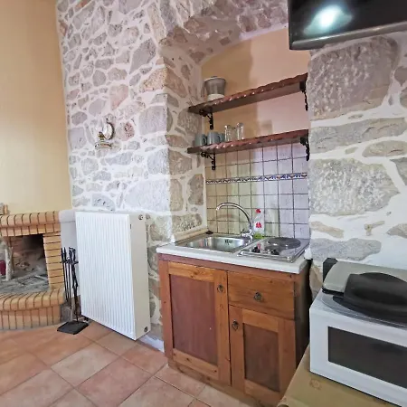 Toxotis 公寓式酒店 4*