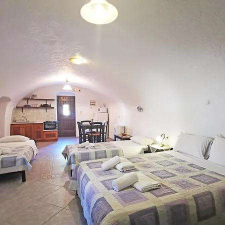 Toxotis 4* Pírgos Dhiroú