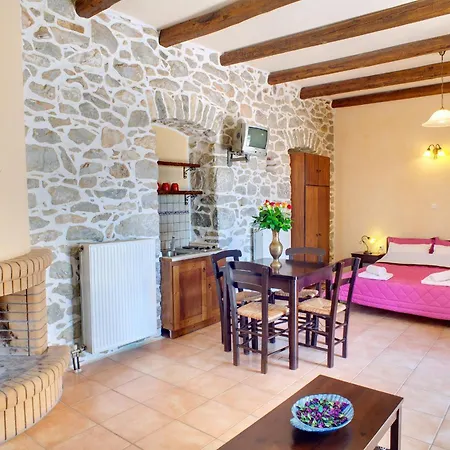 Toxotis 公寓式酒店 Pírgos Dhiroú