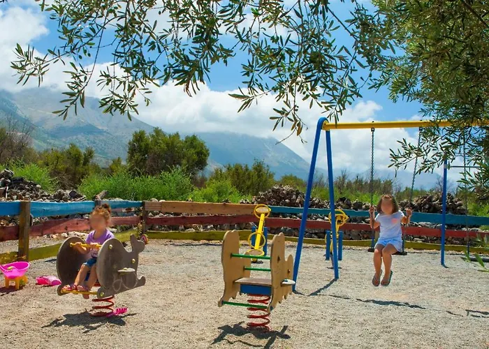 Toxotis Aparthotel 4*