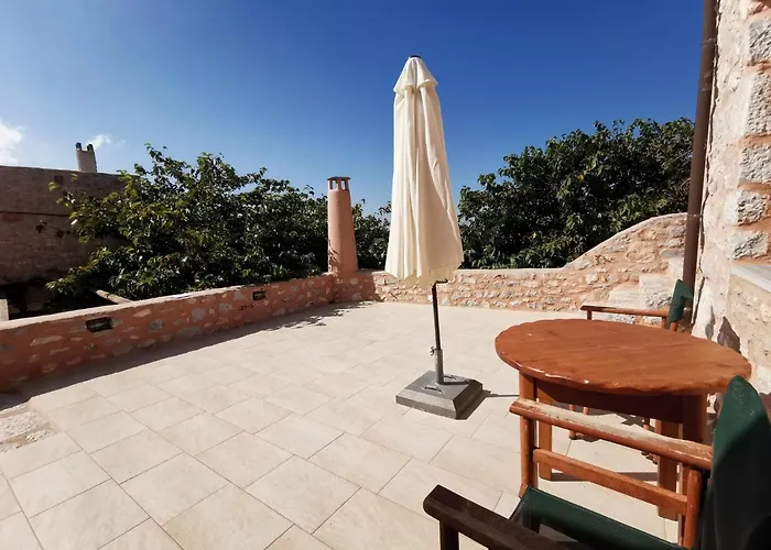 Toxotis Aparthotel Pírgos Dhiroú