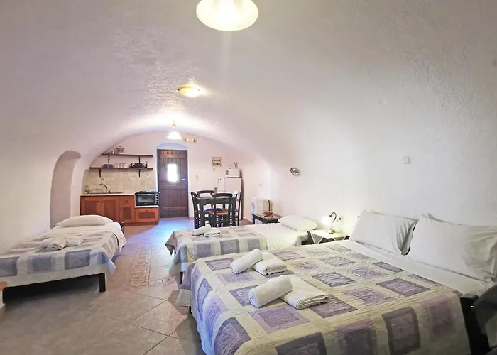 Toxotis 4* Pírgos Dhiroú