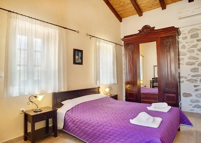 Toxotis Aparthotel 4*