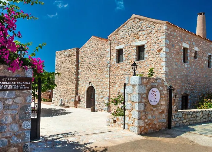 Toxotis Pírgos Dhiroú