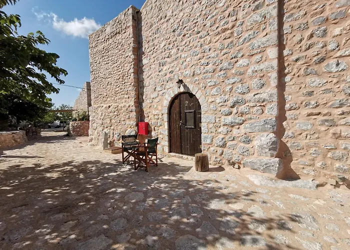 Toxotis 4* Pírgos Dhiroú