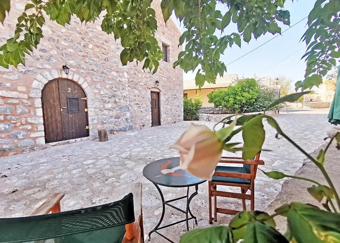 Toxotis Aparthotel